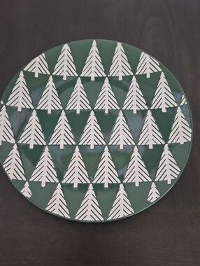 Crate & Barrel Green Holiday Tree Pattern Salad Plate